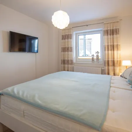 Apartment Haus Waldidyll, Küstenflair Sellin (Rugen)